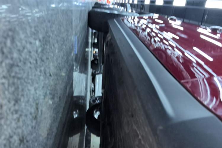 Used Alfa Romeo Stelvio 2017 2.0T 200HP Elite Edition Right Side Sill