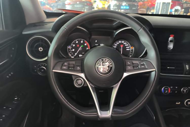 Used Alfa Romeo Stelvio 2017 2.0T 200HP Elite Edition Steering Wheel