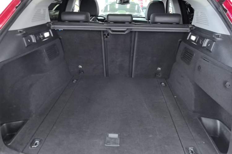 Used Alfa Romeo Stelvio 2017 2.0T 200HP Elite Edition Trunk
