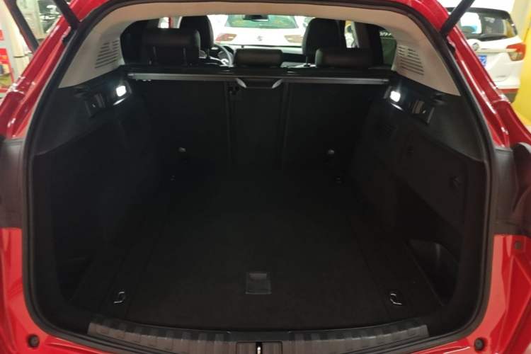 Used Alfa Romeo Stelvio 2017 2.0T 200HP Elite Edition Trunk