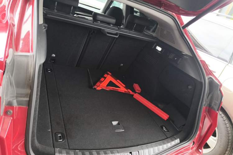 Used Alfa Romeo Stelvio 2017 2.0T 200HP Elite Edition Trunk