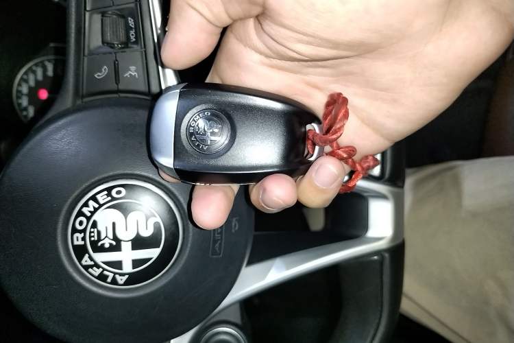 Used Alfa Romeo Stelvio 2017 2.0T 200HP Elite Edition Vehicle Key