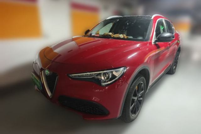 Used Alfa Romeo Stelvio 2017 2.0T 200HP Luxury Edition