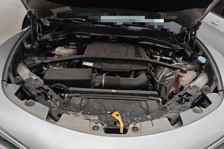 Used Alfa Romeo Stelvio 2017 2.0T 280HP Luxury Edition Engine Bay