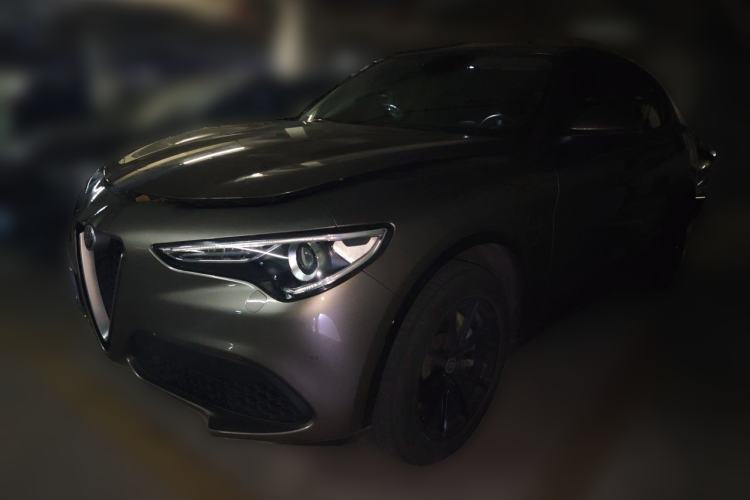 Used Alfa Romeo Stelvio 2017 2.0T 200HP Elite Edition Guazi used car, China used car export, Used car for sale, Used cars, Cheapest cars for sale
