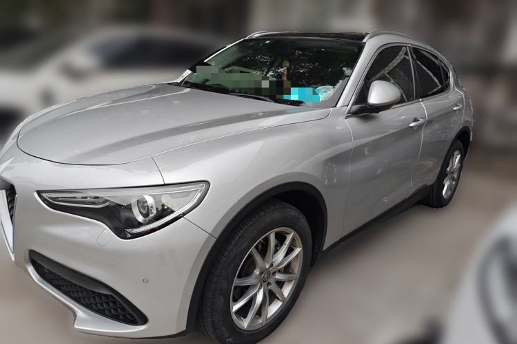Used Alfa Romeo Stelvio 2017 2.0T 280HP Luxury Edition Guazi used car, China used car export, Used car for sale, Used  cars, Cheapest cars for sale
