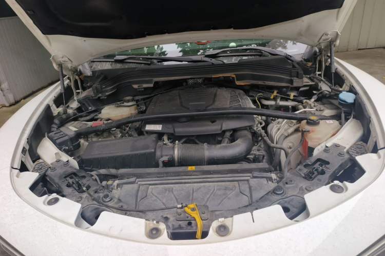Used Alfa Romeo Stelvio 2017 2.0T 200HP Elite Edition Engine Bay
