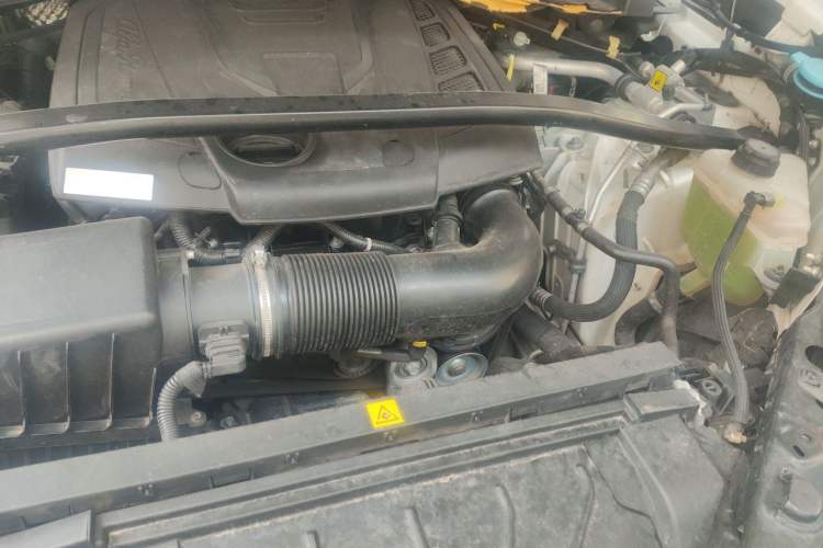 Used Alfa Romeo Stelvio 2017 2.0T 200HP Elite Edition Engine Bay Left
