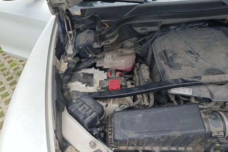 Used Alfa Romeo Stelvio 2017 2.0T 200HP Elite Edition Engine Bay Right