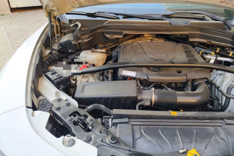 Used Alfa Romeo Stelvio 2017 2.0T 200HP Elite Edition Engine Bay Right