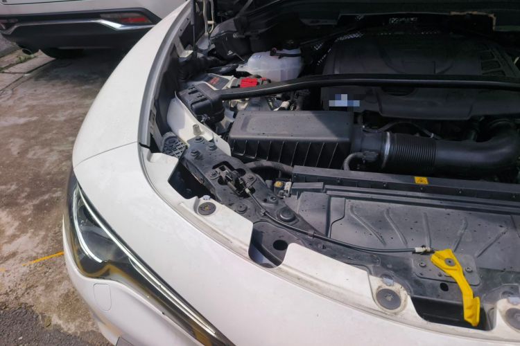 Used Alfa Romeo Stelvio 2017 2.0T 200HP Elite Edition Engine Bay Right