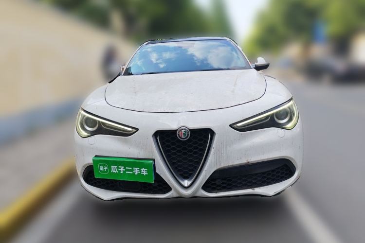 Used Alfa Romeo Stelvio 2017 2.0T 200HP Elite Edition Front