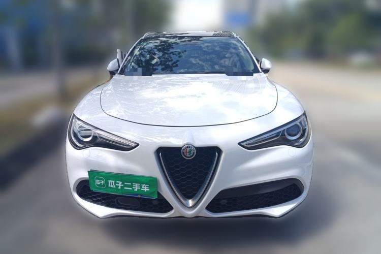 Used Alfa Romeo Stelvio 2017 2.0T 200HP Luxury Edition Front