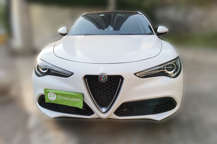 Used Alfa Romeo Stelvio 2017 2.0T 200HP Elite Edition Front