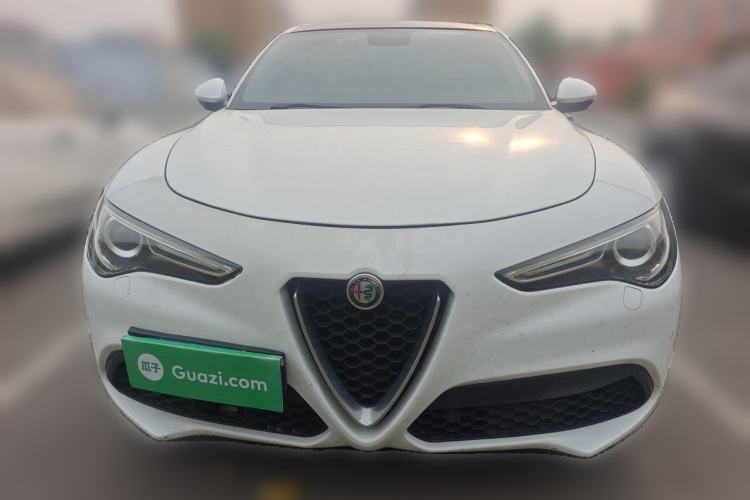 Used Alfa Romeo Stelvio 2017 2.0T 200HP Elite Edition Front