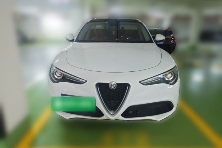 Used Alfa Romeo Stelvio 2017 2.0T 200HP Elite Edition Front