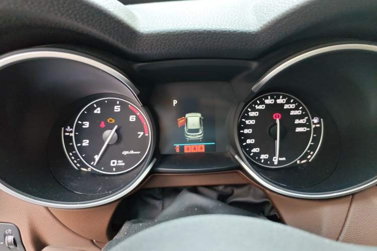 Used Alfa Romeo Stelvio 2017 2.0T 200HP Elite Edition Instrument Cluster