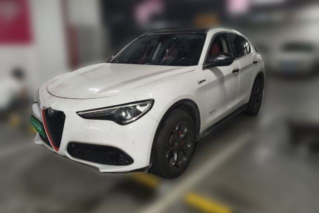 Gebrauchter Alfa Romeo Stelvio 2017 2.0T 280HP Luxury Edition