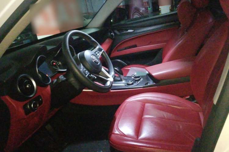 Used Alfa Romeo Stelvio 2017 2.0T 200HP Elite Edition Left Front Seat
