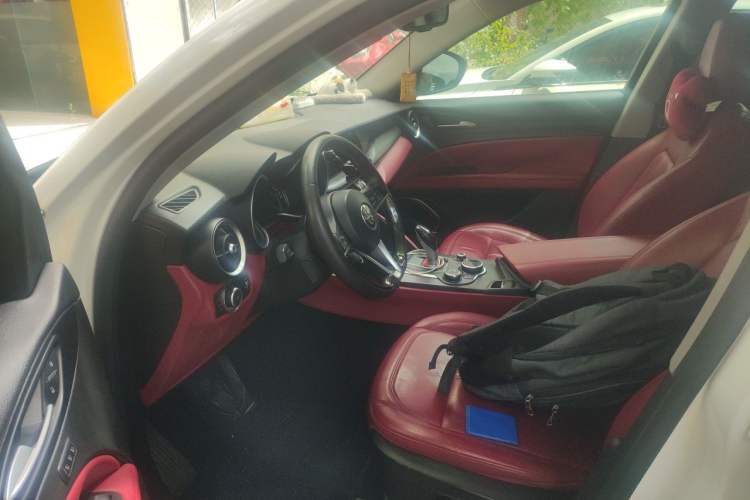 Used Alfa Romeo Stelvio 2017 2.0T 200HP Elite Edition Left Front Seat