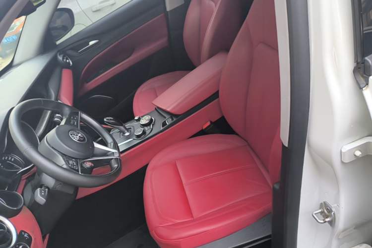 Used Alfa Romeo Stelvio 2017 2.0T 200HP Elite Edition Left Front Seat