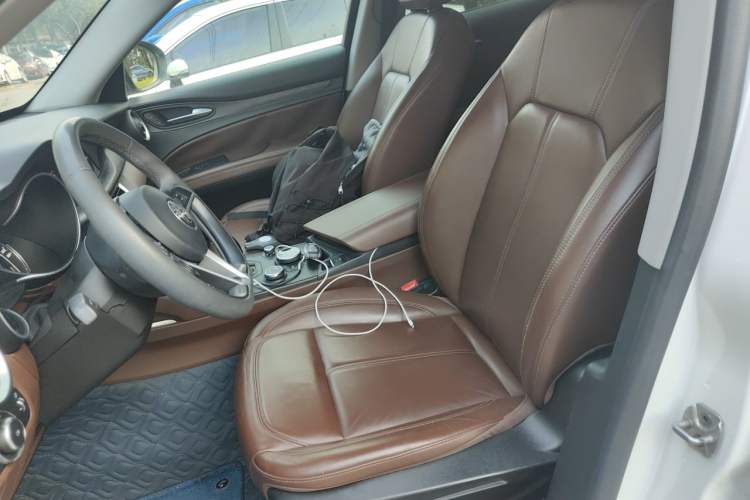Used Alfa Romeo Stelvio 2017 2.0T 200HP Elite Edition Left Front Seat