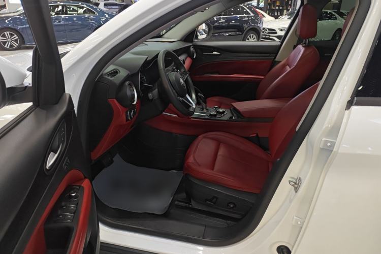 Used Alfa Romeo Stelvio 2017 2.0T 200HP Elite Edition Left Front Seat