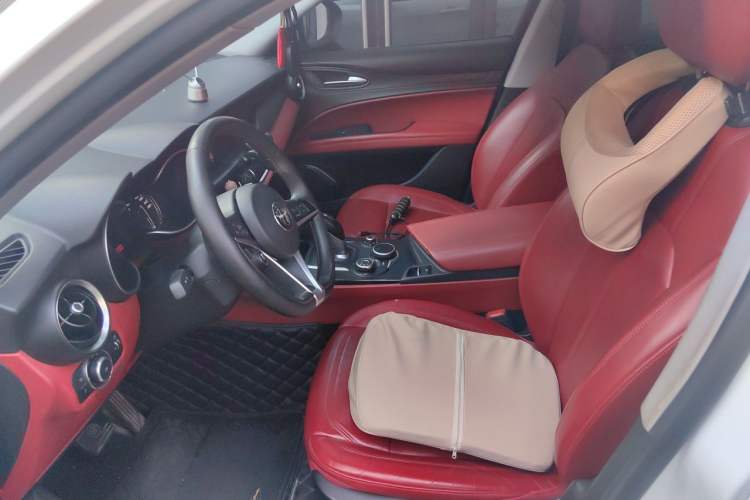 Used Alfa Romeo Stelvio 2017 2.0T 200HP Elite Edition Left Front Seat