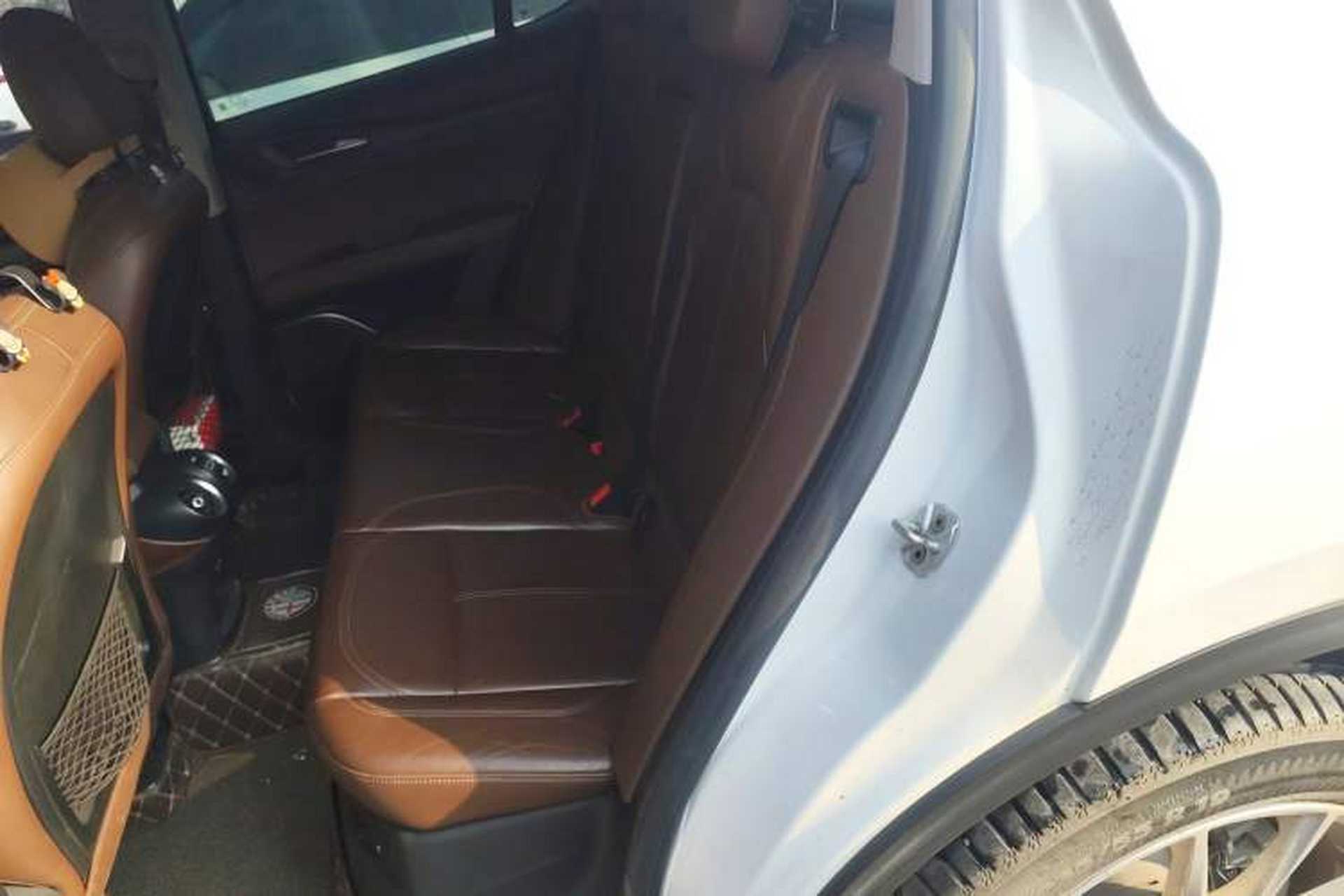 Used Alfa Romeo Stelvio 2017 2.0T 200HP Luxury Edition Left Rear Seat