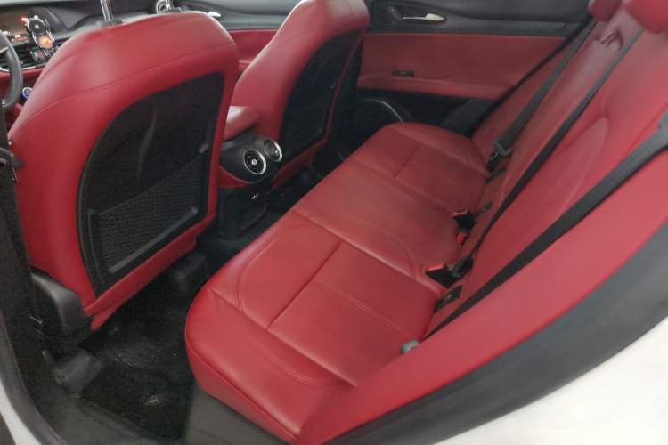 Used Alfa Romeo Stelvio 2017 2.0T 200HP Elite Edition Left Rear Seat