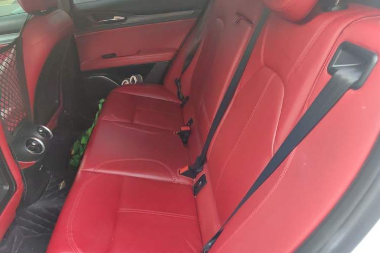 Used Alfa Romeo Stelvio 2017 2.0T 200HP Elite Edition Left Rear Seat