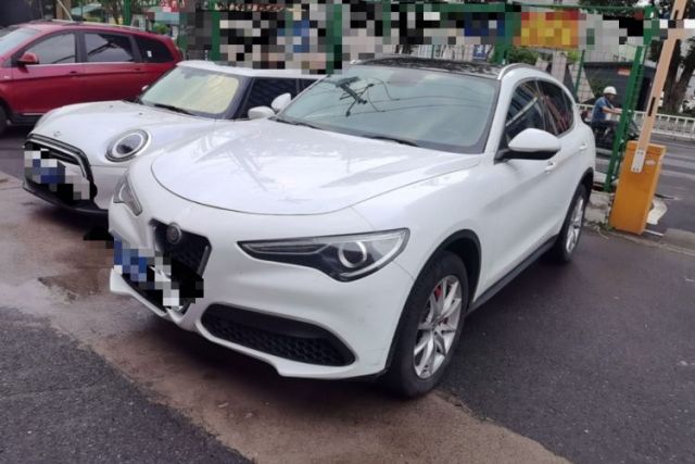 Used Alfa Romeo Stelvio 2017 2.0T 200HP Luxury Edition