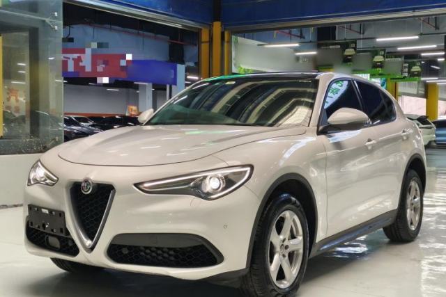 Used Alfa Romeo Stelvio 2017 2.0T 200HP Elite Edition