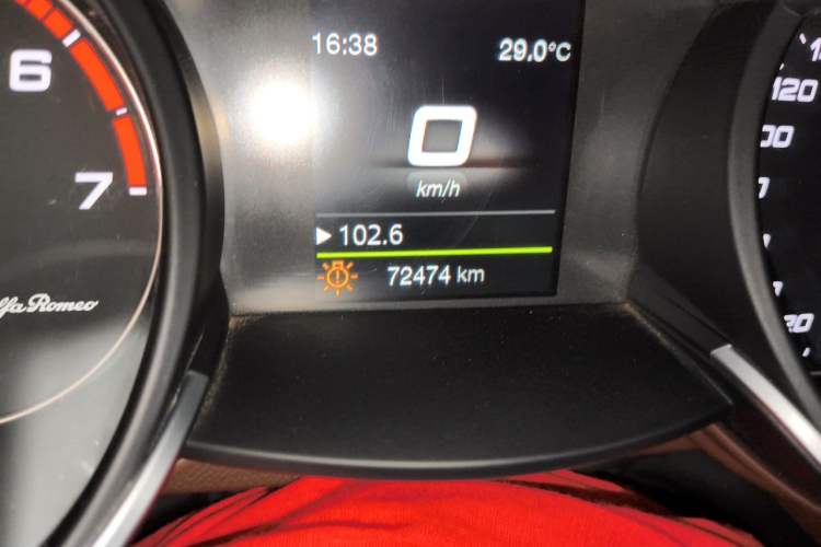 Used Alfa Romeo Stelvio 2017 2.0T 200HP Elite Edition Odometer Close Up