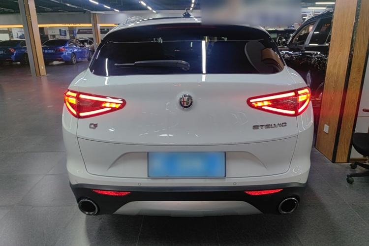 Used Alfa Romeo Stelvio 2017 2.0T 200HP Luxury Edition Rear