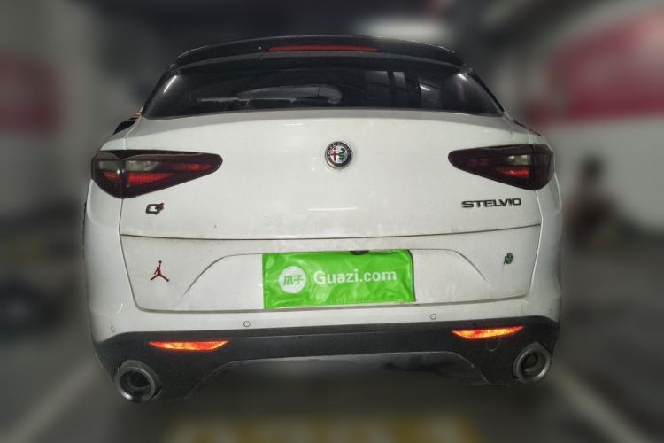 Used Alfa Romeo Stelvio 2017 2.0T 280HP Luxury Edition Rear