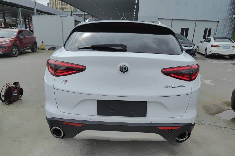 Used Alfa Romeo Stelvio 2017 2.0T 200HP Luxury Edition Rear