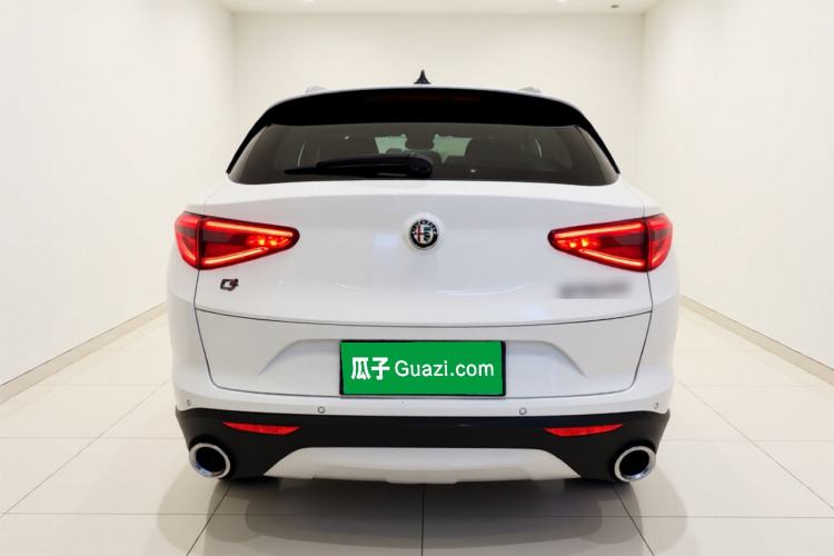 Used Alfa Romeo Stelvio 2017 2.0T 200HP Luxury Edition Rear