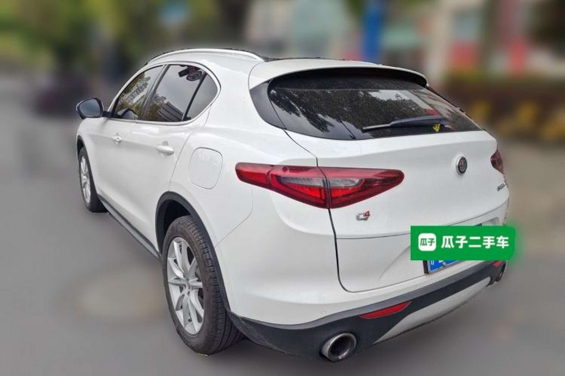 Used Alfa Romeo Stelvio 2017 2.0T 200HP Luxury Edition Rear Left 45 Deg