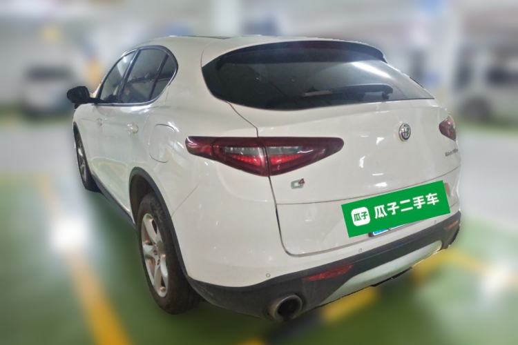 Used Alfa Romeo Stelvio 2017 2.0T 200HP Elite Edition Rear Left 45 Deg