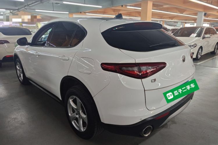 Used Alfa Romeo Stelvio 2017 2.0T 200HP Elite Edition Rear Left 45 Deg