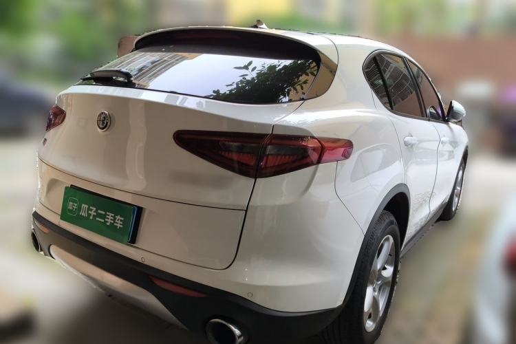 Used Alfa Romeo Stelvio 2017 2.0T 200HP Elite Edition Rear Right 45 Deg