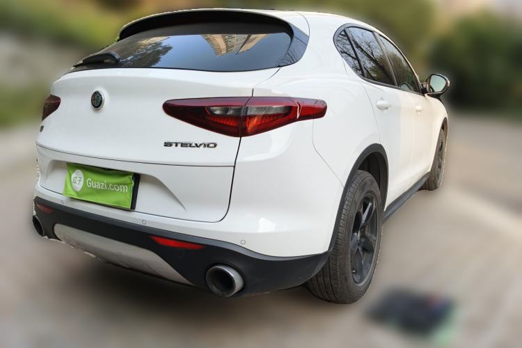 Used Alfa Romeo Stelvio 2017 2.0T 200HP Elite Edition Rear Right 45 Deg