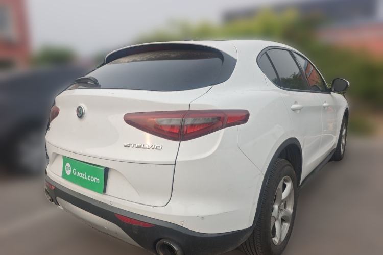 Used Alfa Romeo Stelvio 2017 2.0T 200HP Elite Edition Rear Right 45 Deg