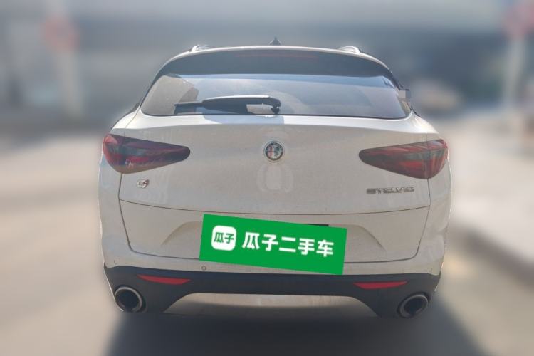 Used Alfa Romeo Stelvio 2017 2.0T 200HP Luxury Edition Rear