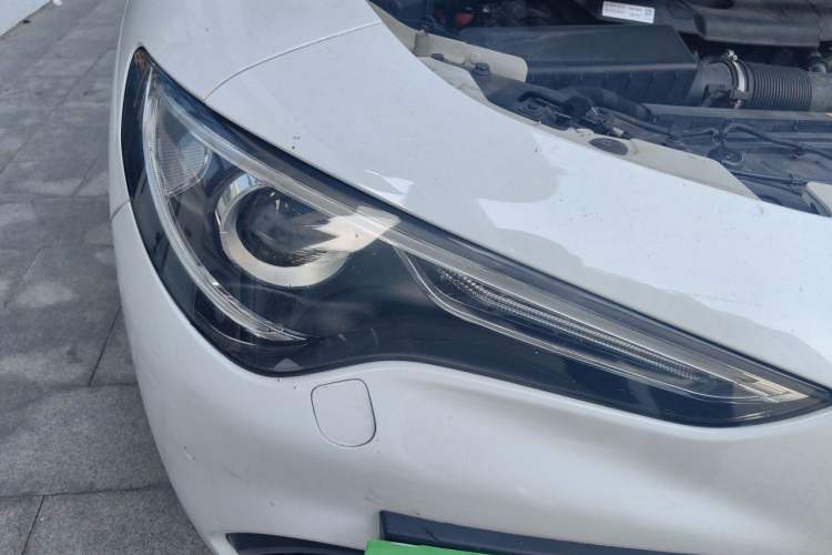 Used Alfa Romeo Stelvio 2017 2.0T 200HP Elite Edition Right Front Headlight
