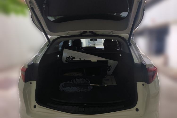 Used Alfa Romeo Stelvio 2017 2.0T 200HP Elite Edition Trunk