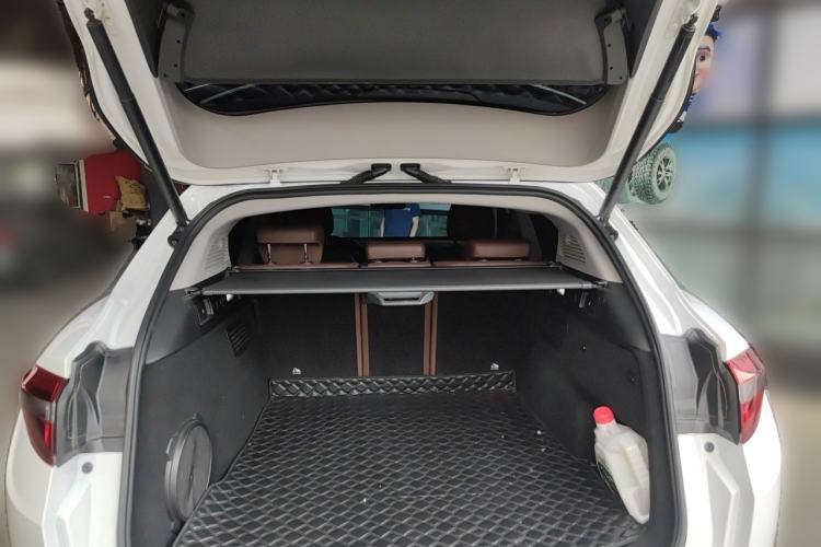 Used Alfa Romeo Stelvio 2017 2.0T 280HP Luxury Edition Trunk
