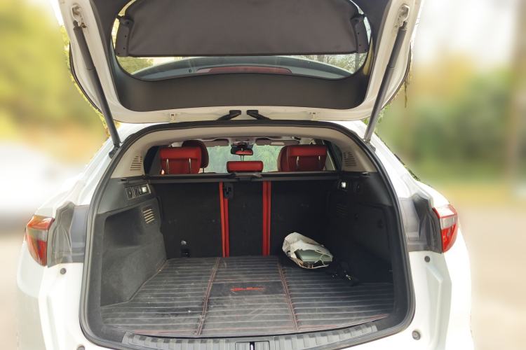 Used Alfa Romeo Stelvio 2017 2.0T 200HP Elite Edition Trunk