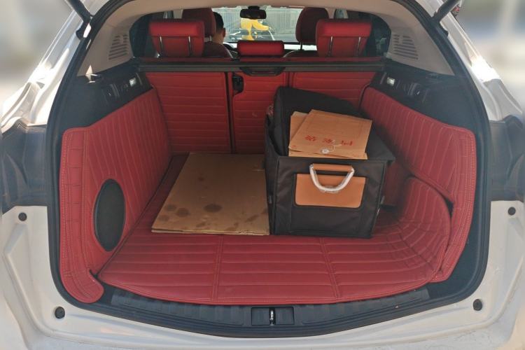 Used Alfa Romeo Stelvio 2017 2.0T 200HP Luxury Edition Trunk